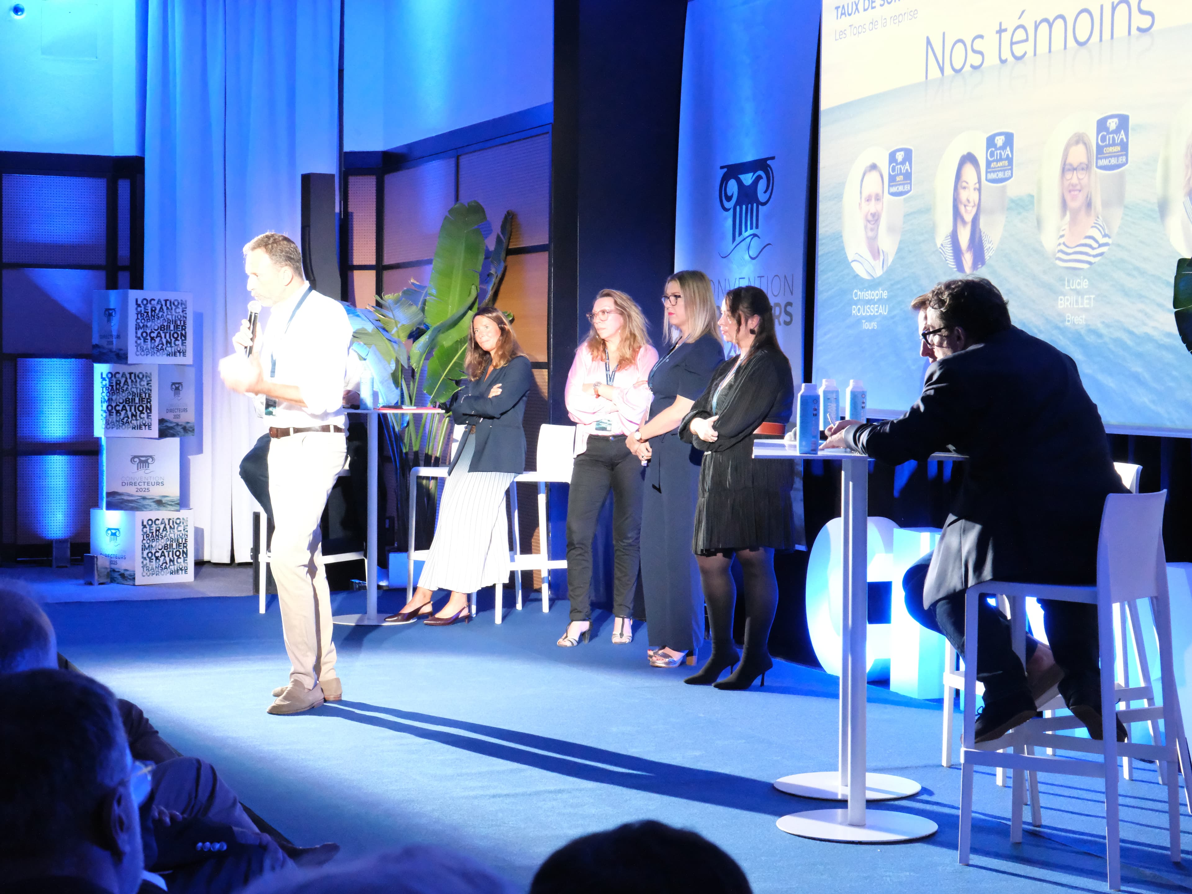 Photo 24 - Croisière Club Med 2 (blurred background)