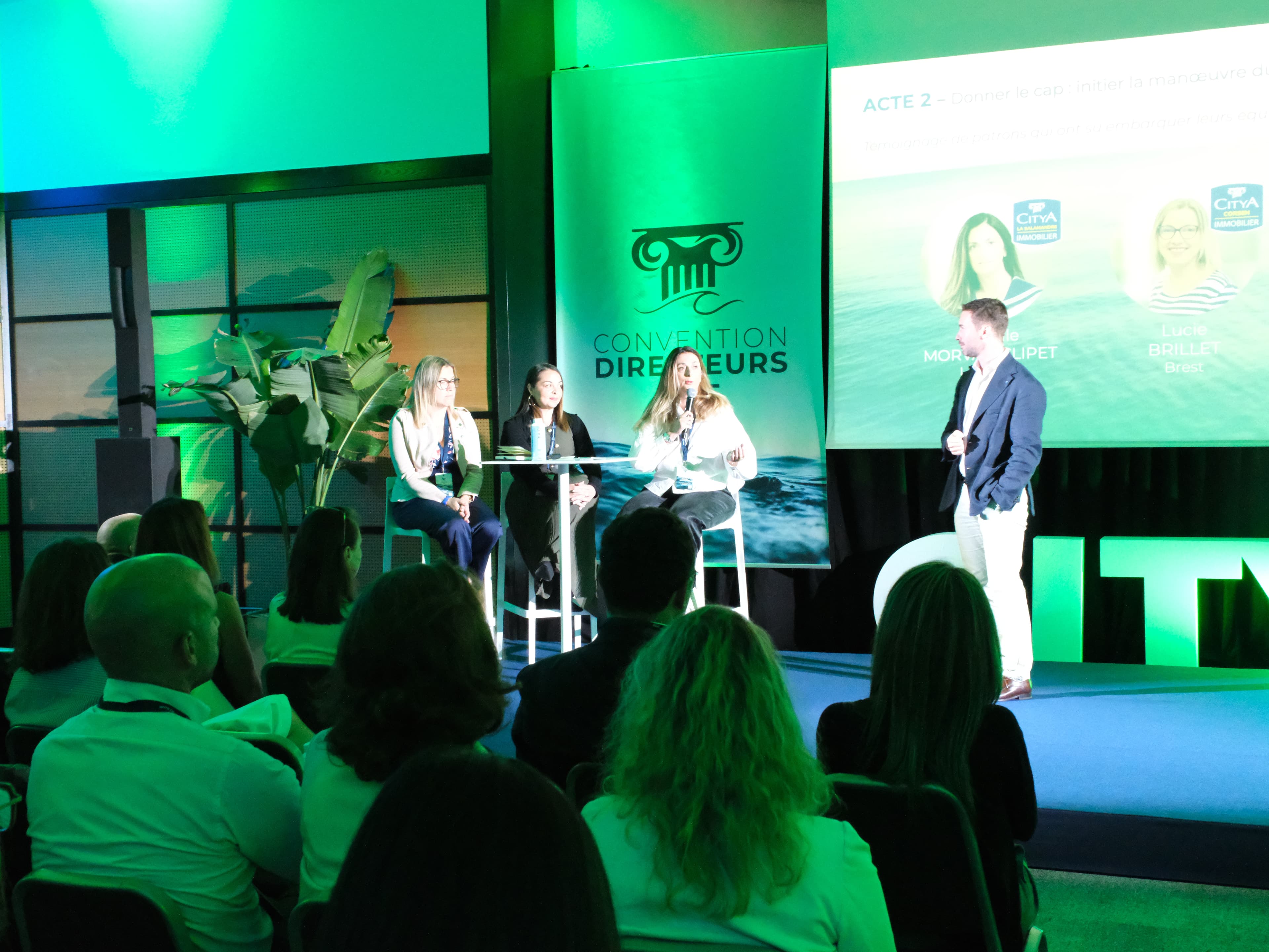 Photo 35 - Croisière Club Med 2 (blurred background)