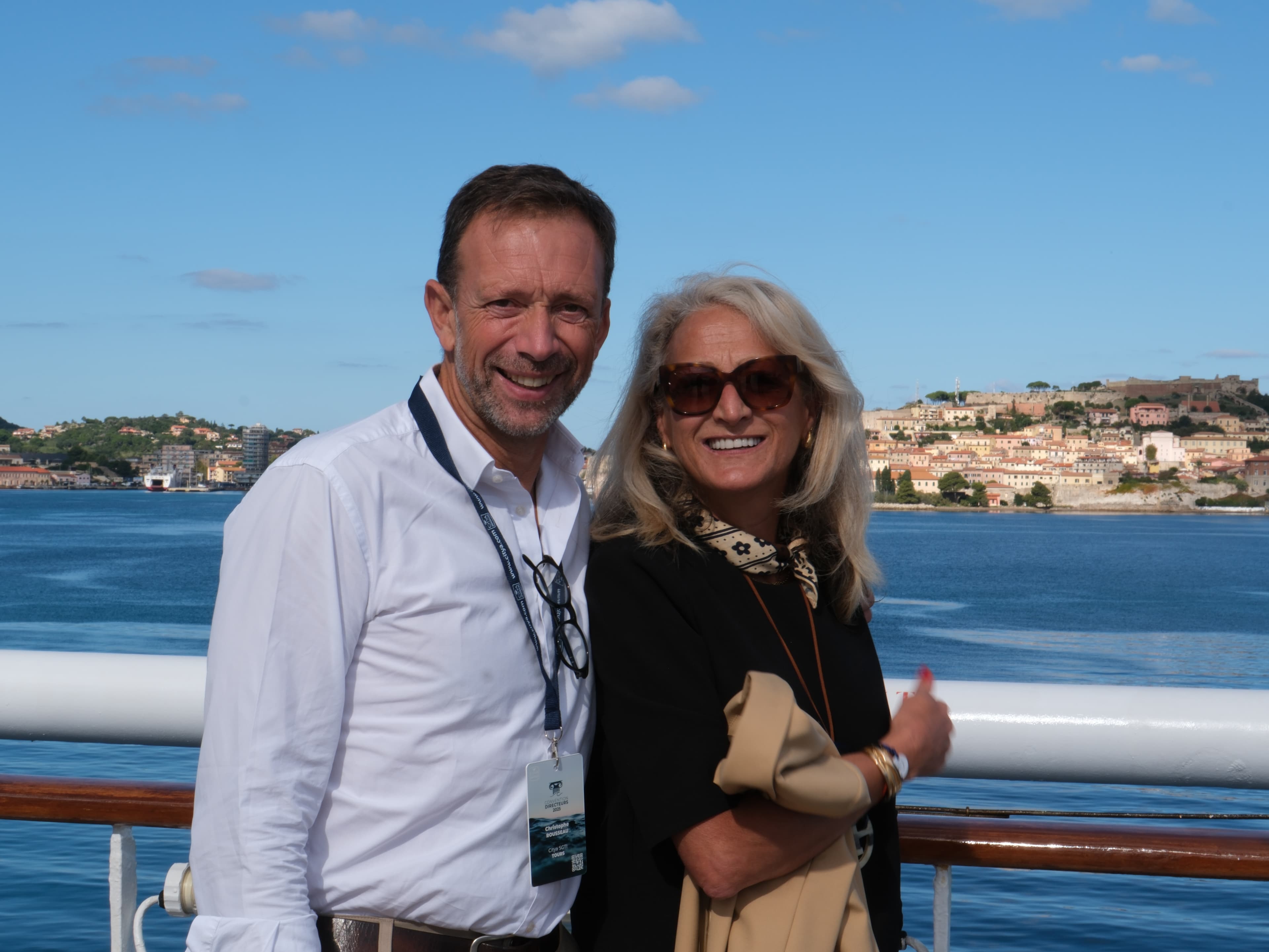 Photo 56 - Croisière Club Med 2 (blurred background)