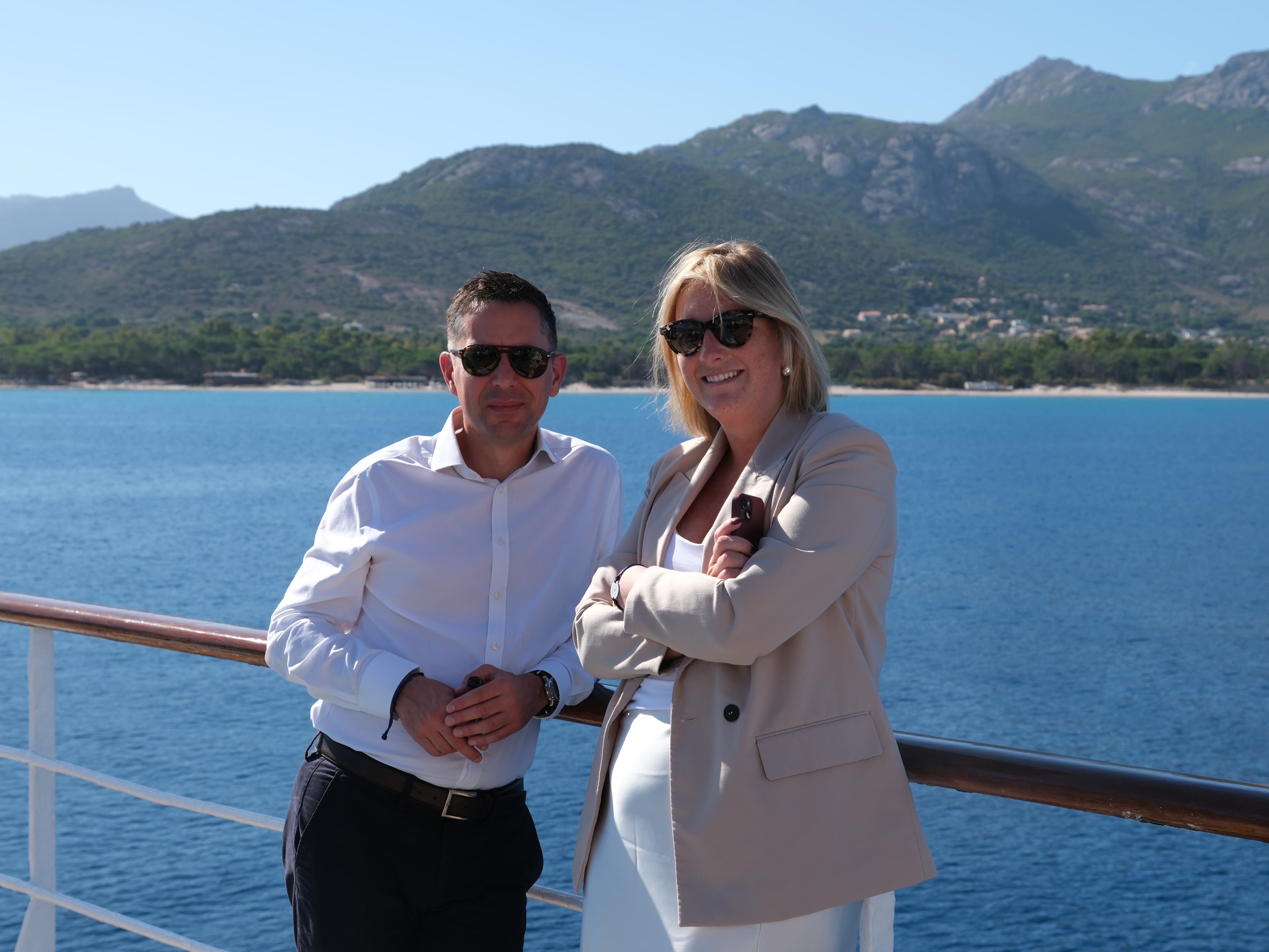 Photo 91 - Croisière Club Med 2 (blurred background)