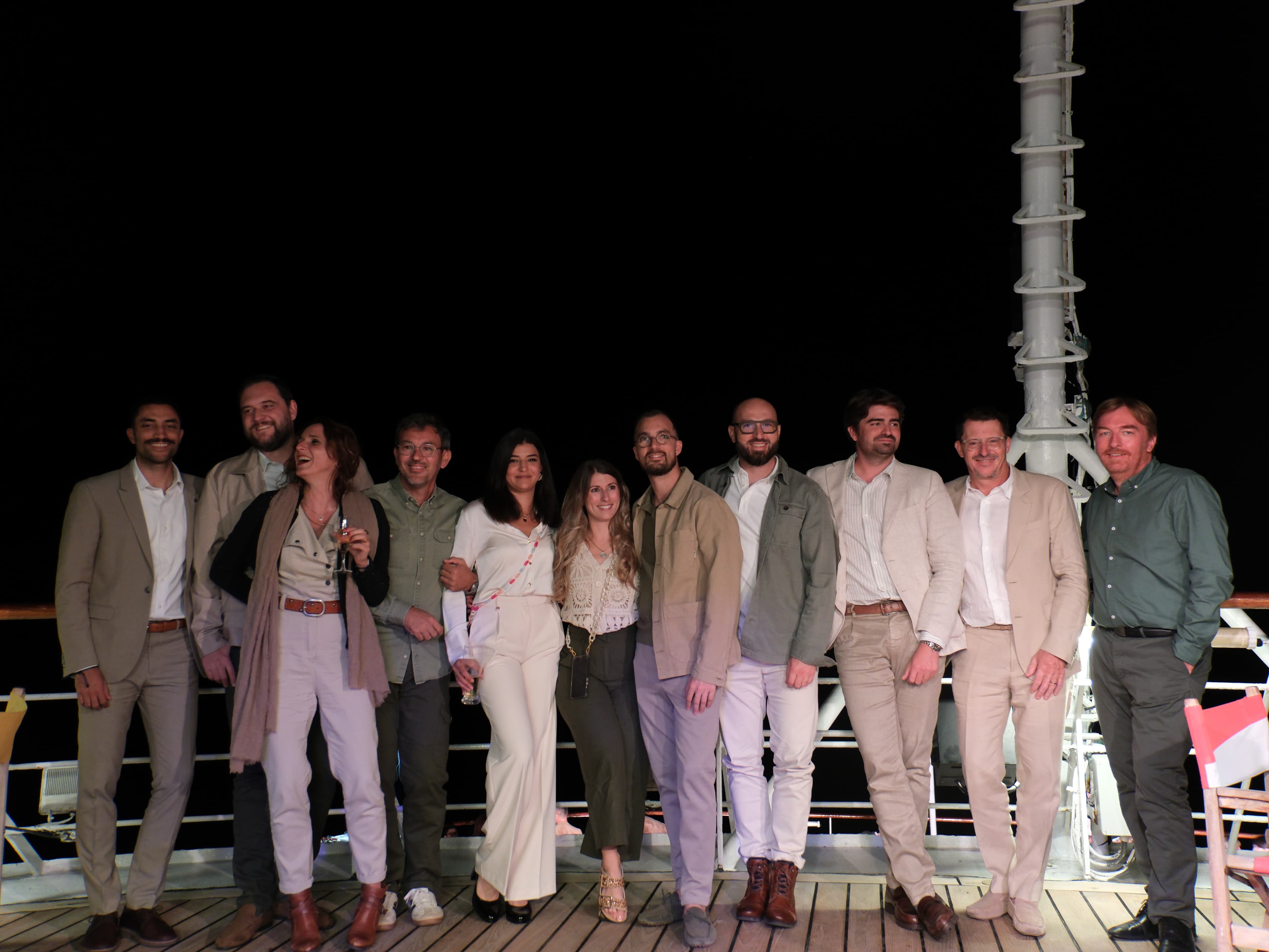 Photo 97 - Croisière Club Med 2 (blurred background)