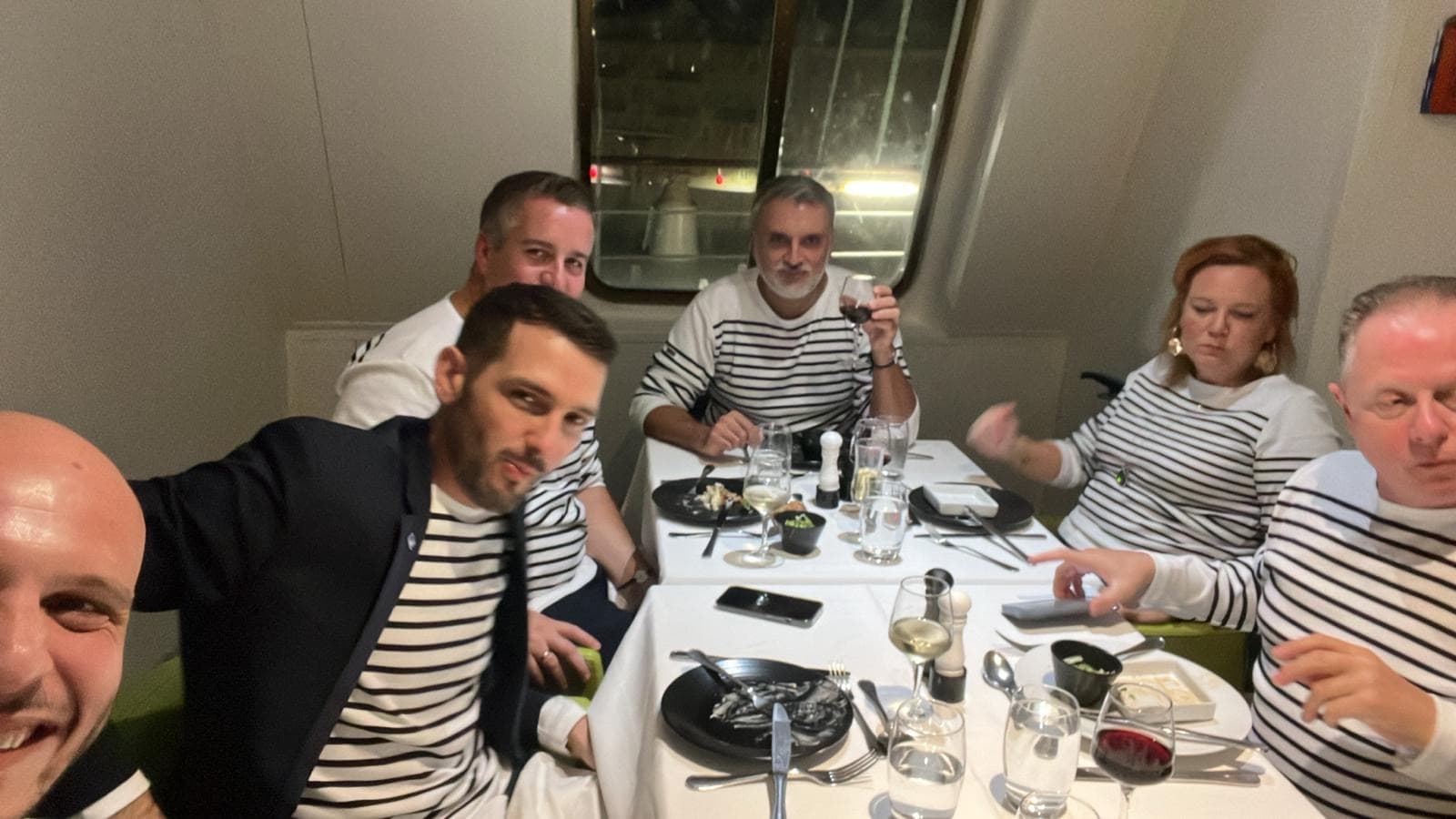 Photo 117 - Croisière Club Med 2 (blurred background)