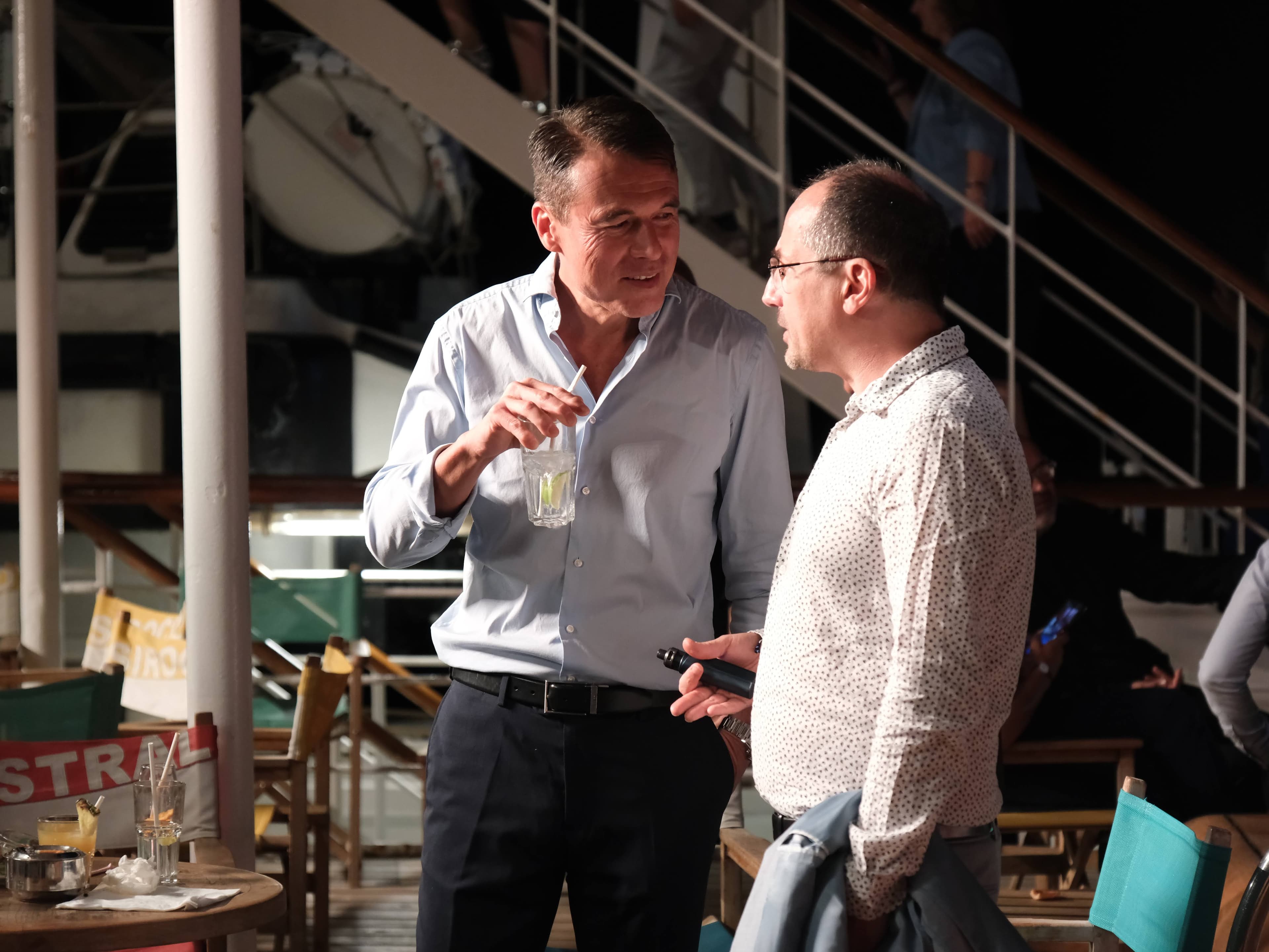 Photo 186 - Croisière Club Med 2 (blurred background)