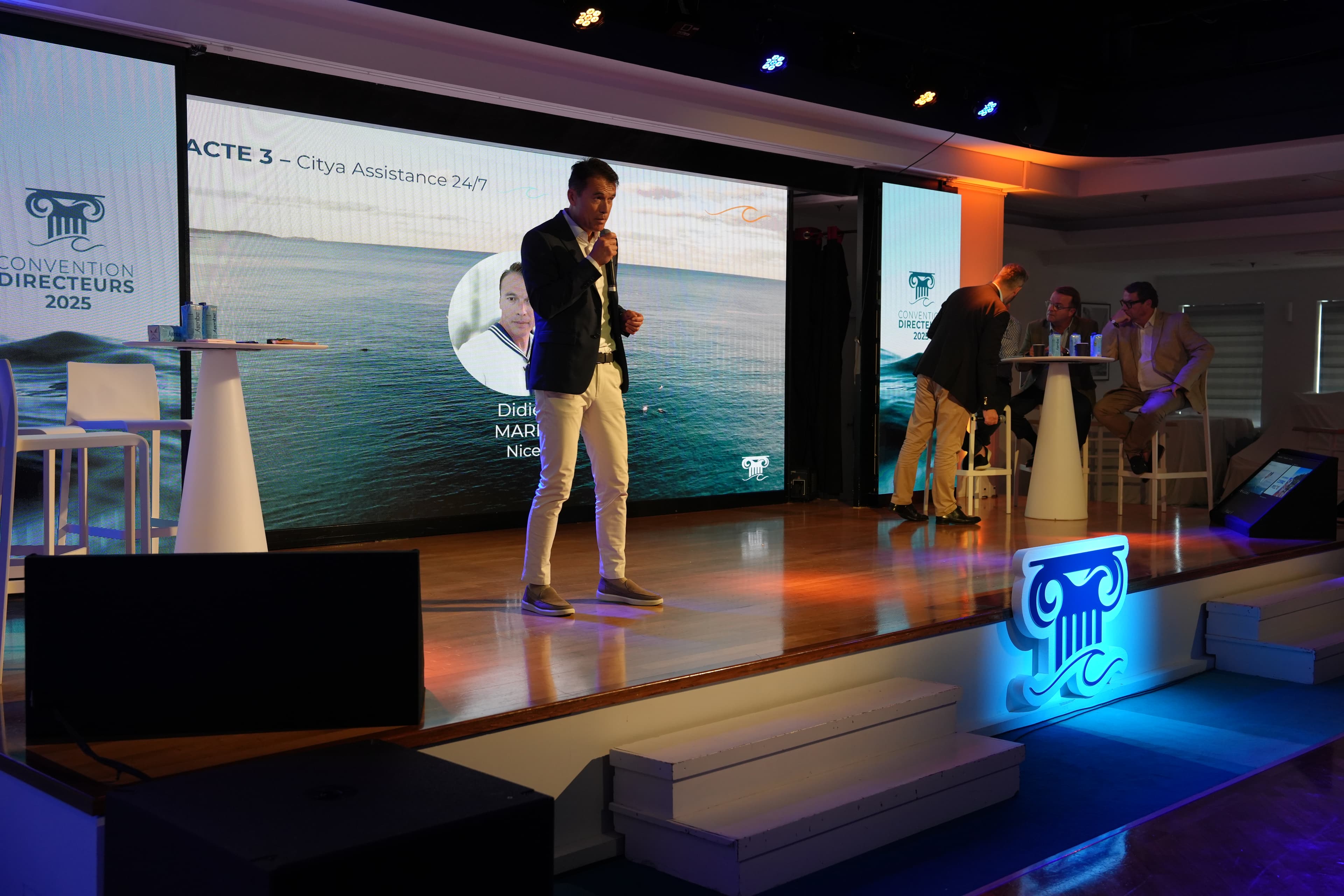 Photo 202 - Croisière Club Med 2 (blurred background)