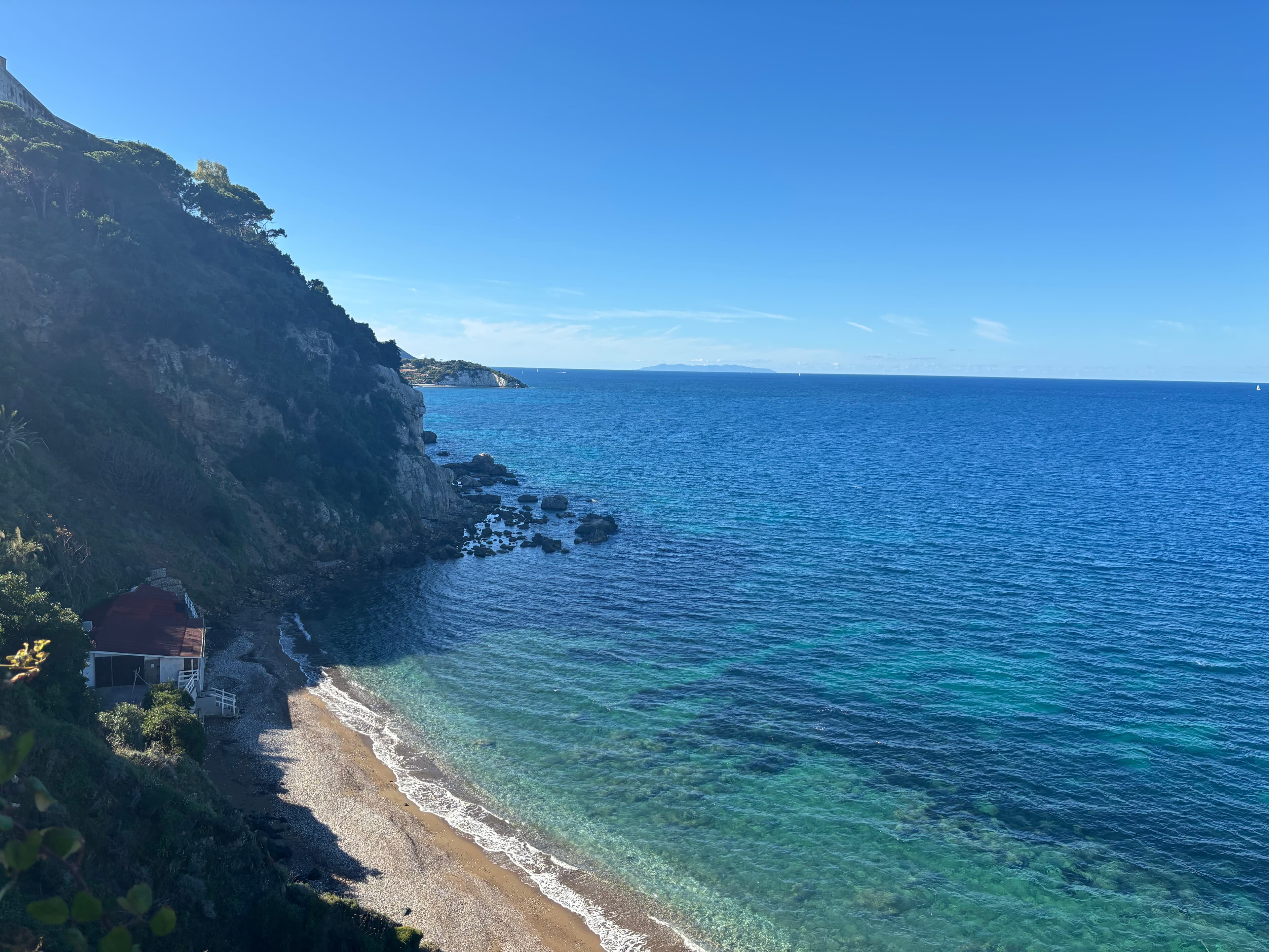 Photo 218 - Croisière Club Med 2 (blurred background)