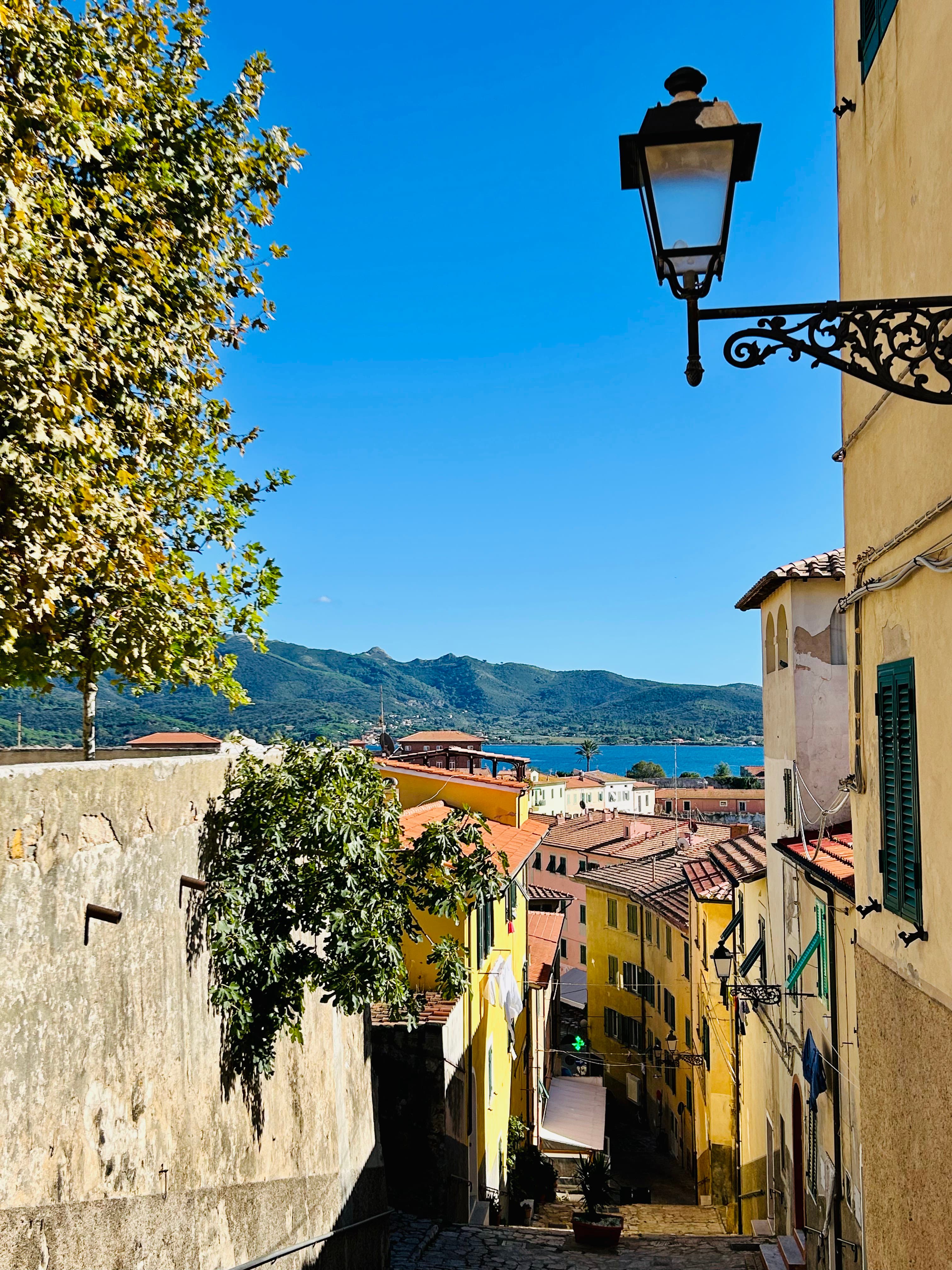 Photo 233 - Croisière Club Med 2 (blurred background)