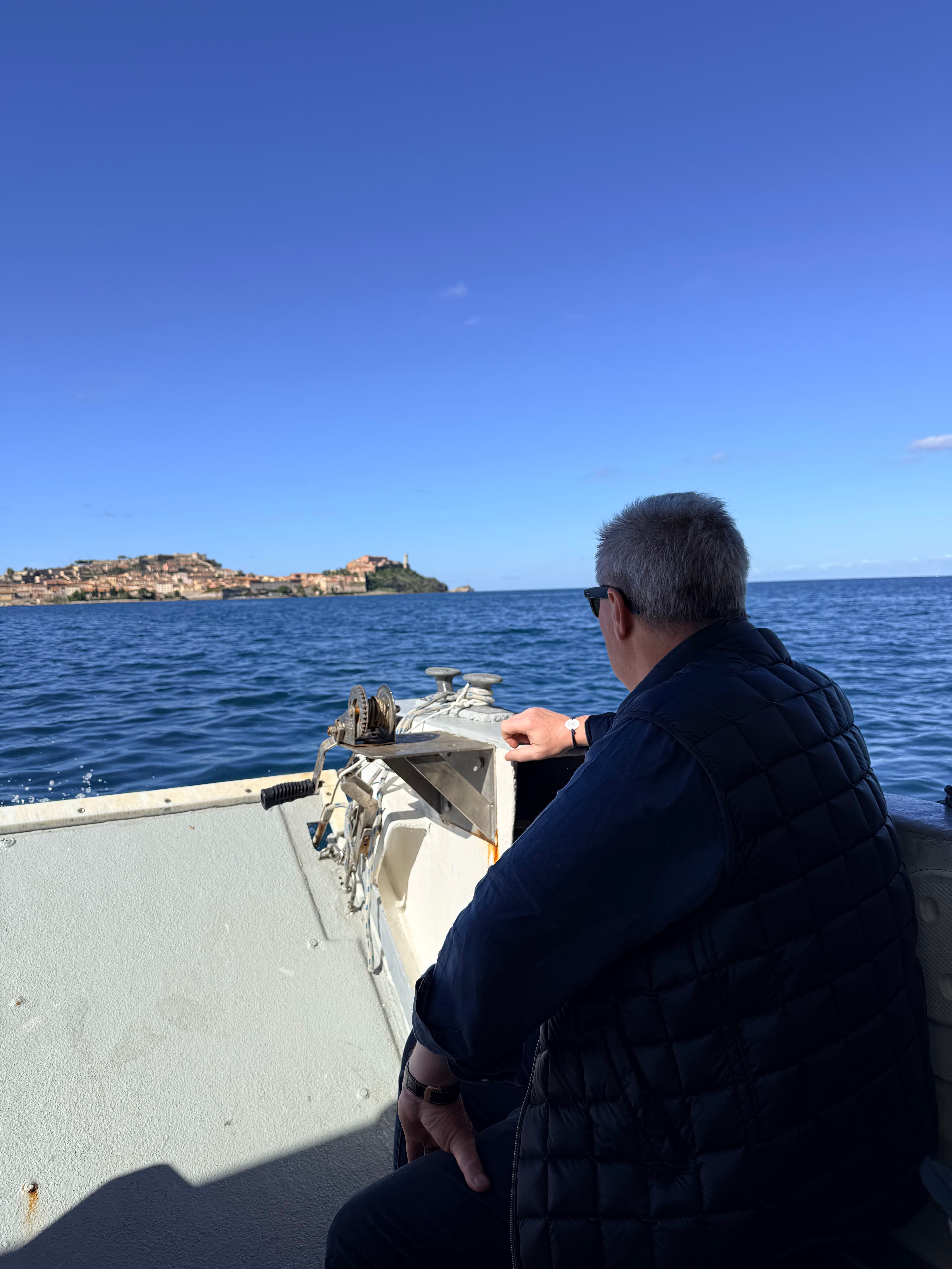 Photo 246 - Croisière Club Med 2 (blurred background)