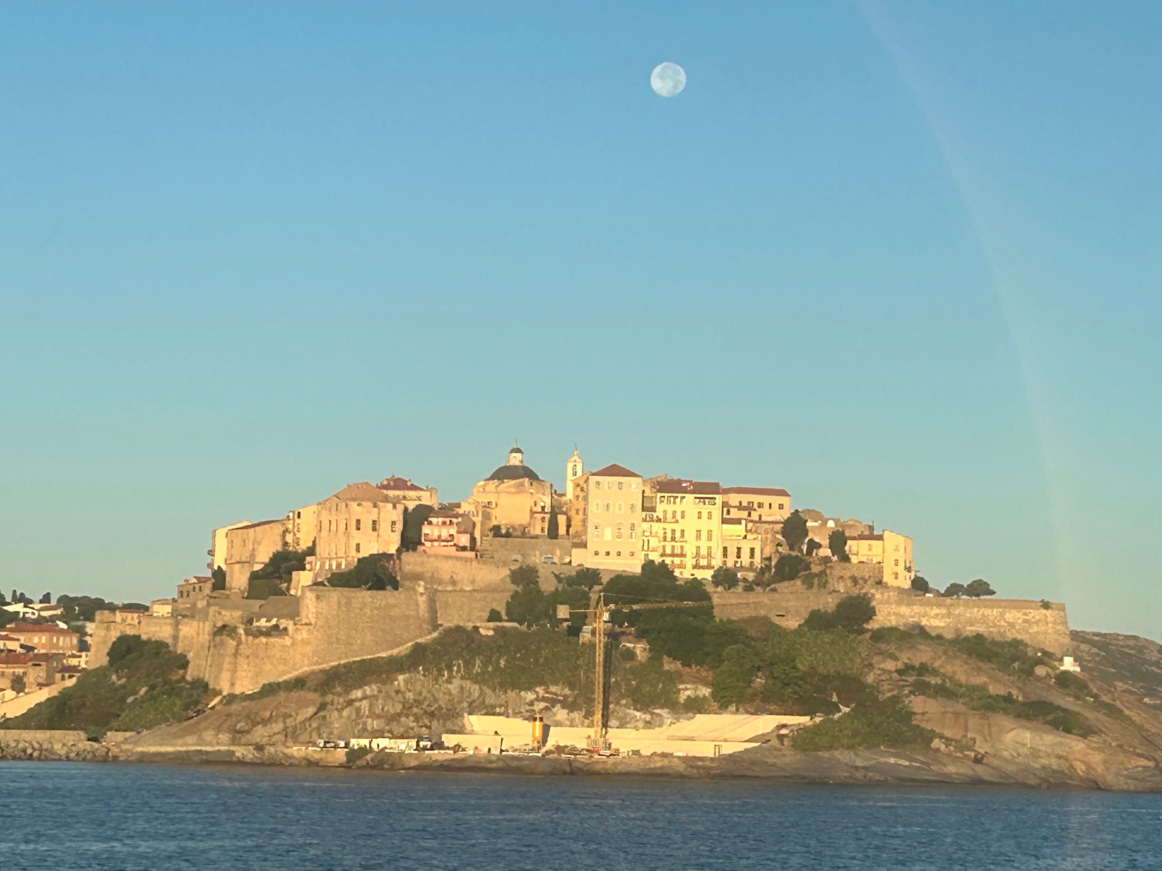 Photo 284 - Croisière Club Med 2 (blurred background)