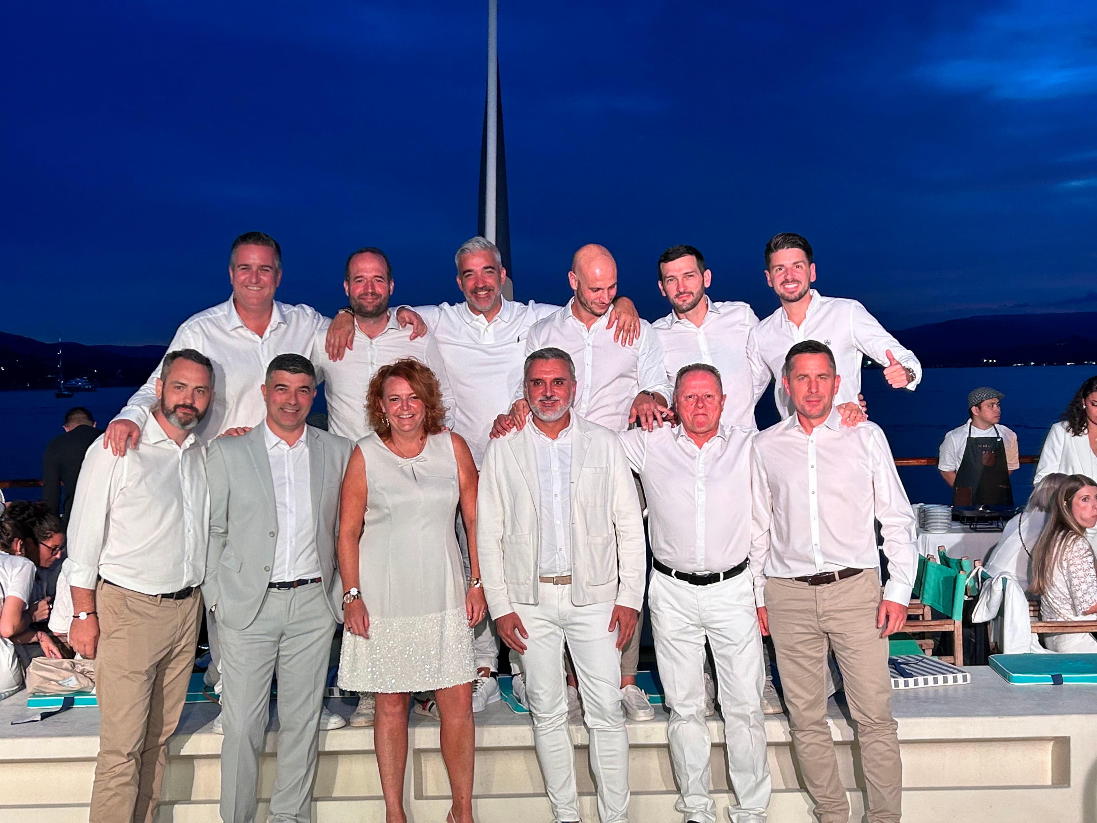 Photo 295 - Croisière Club Med 2 (blurred background)