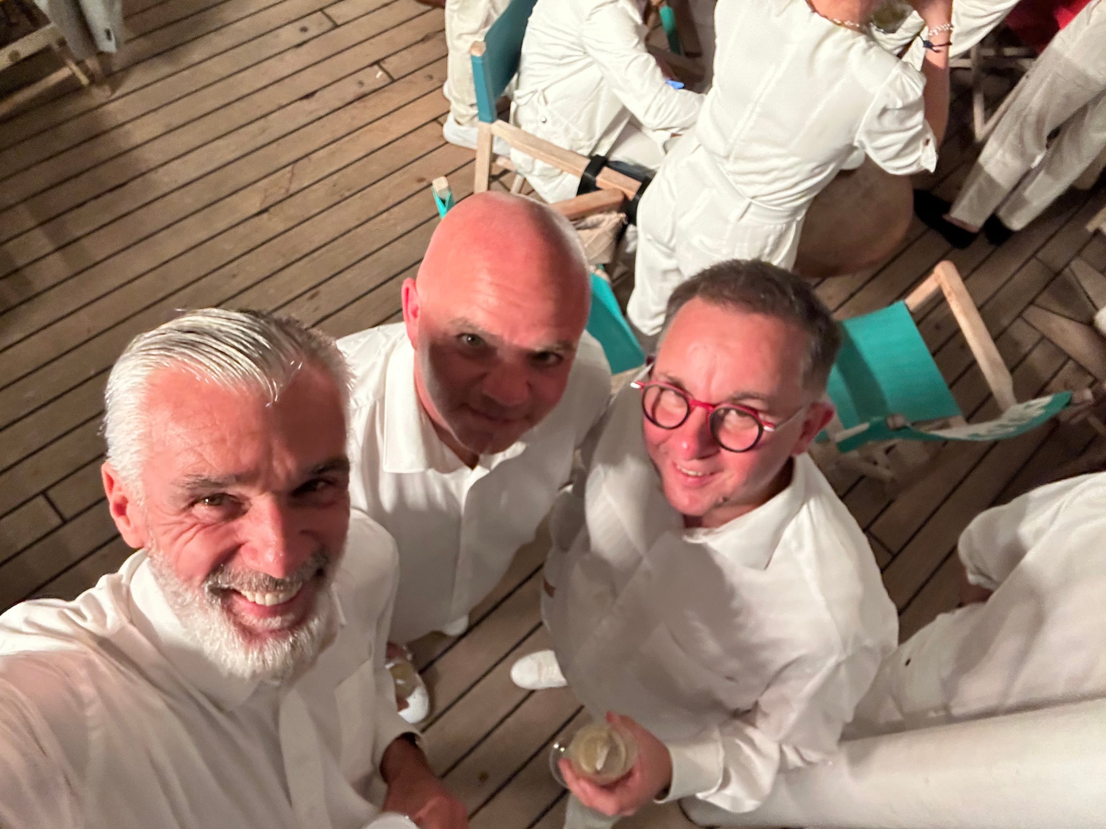 Photo 297 - Croisière Club Med 2 (blurred background)