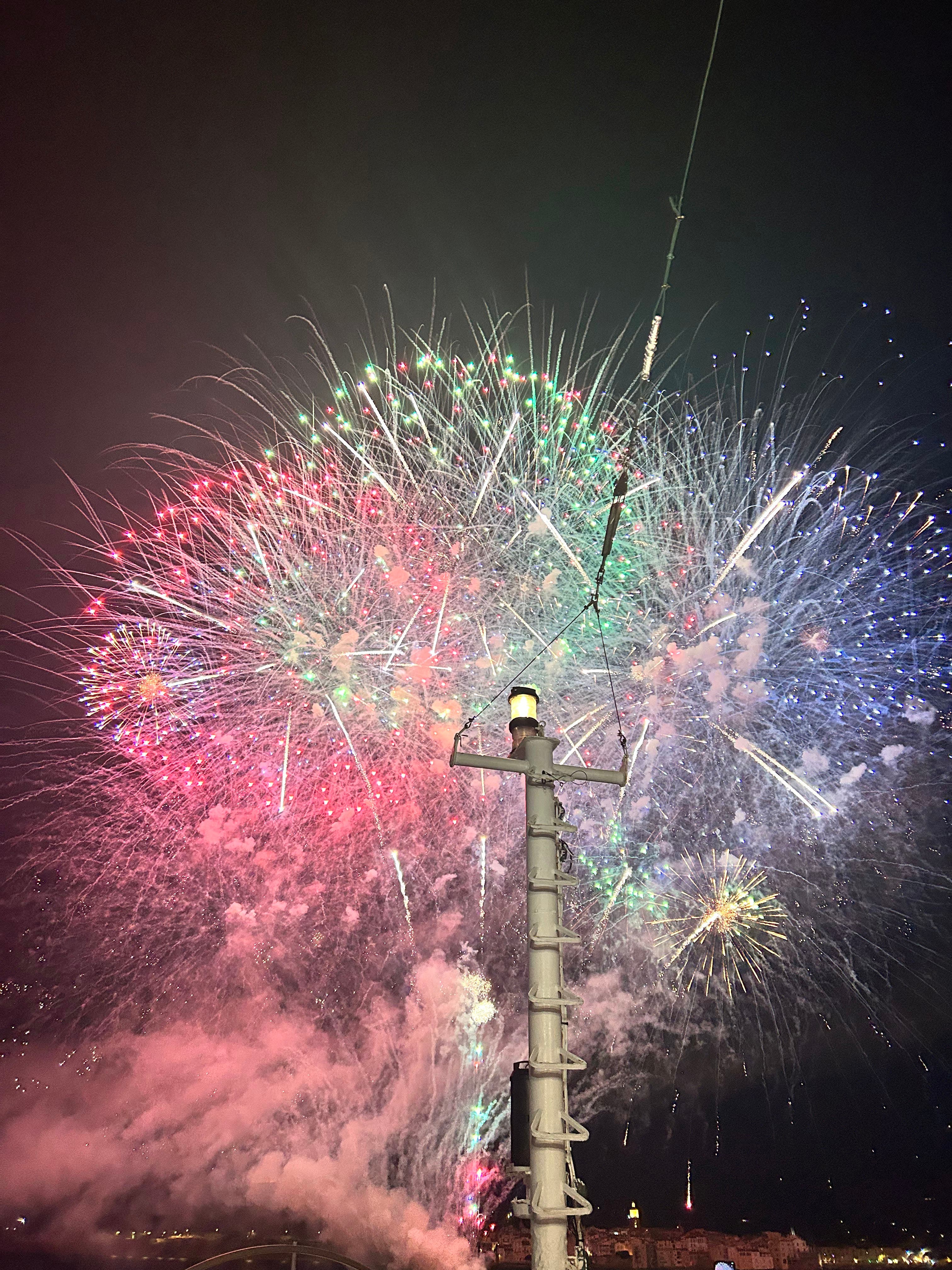 Photo 301 - Croisière Club Med 2 (blurred background)