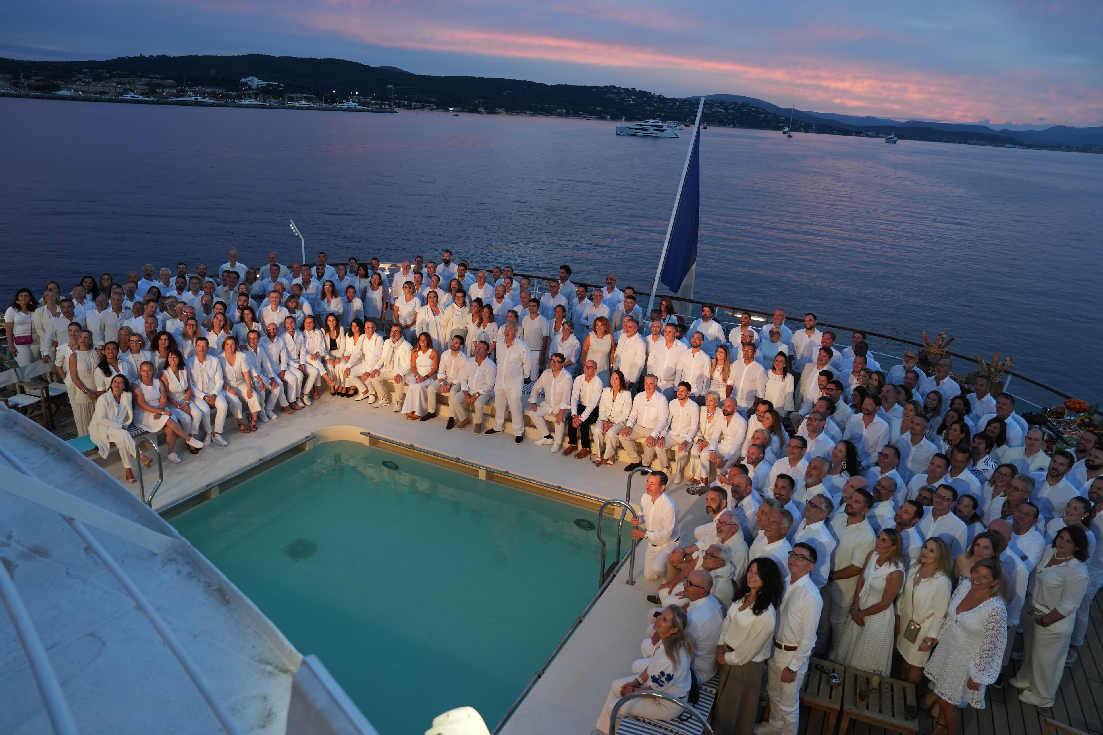 Photo 331 - Croisière Club Med 2 (blurred background)