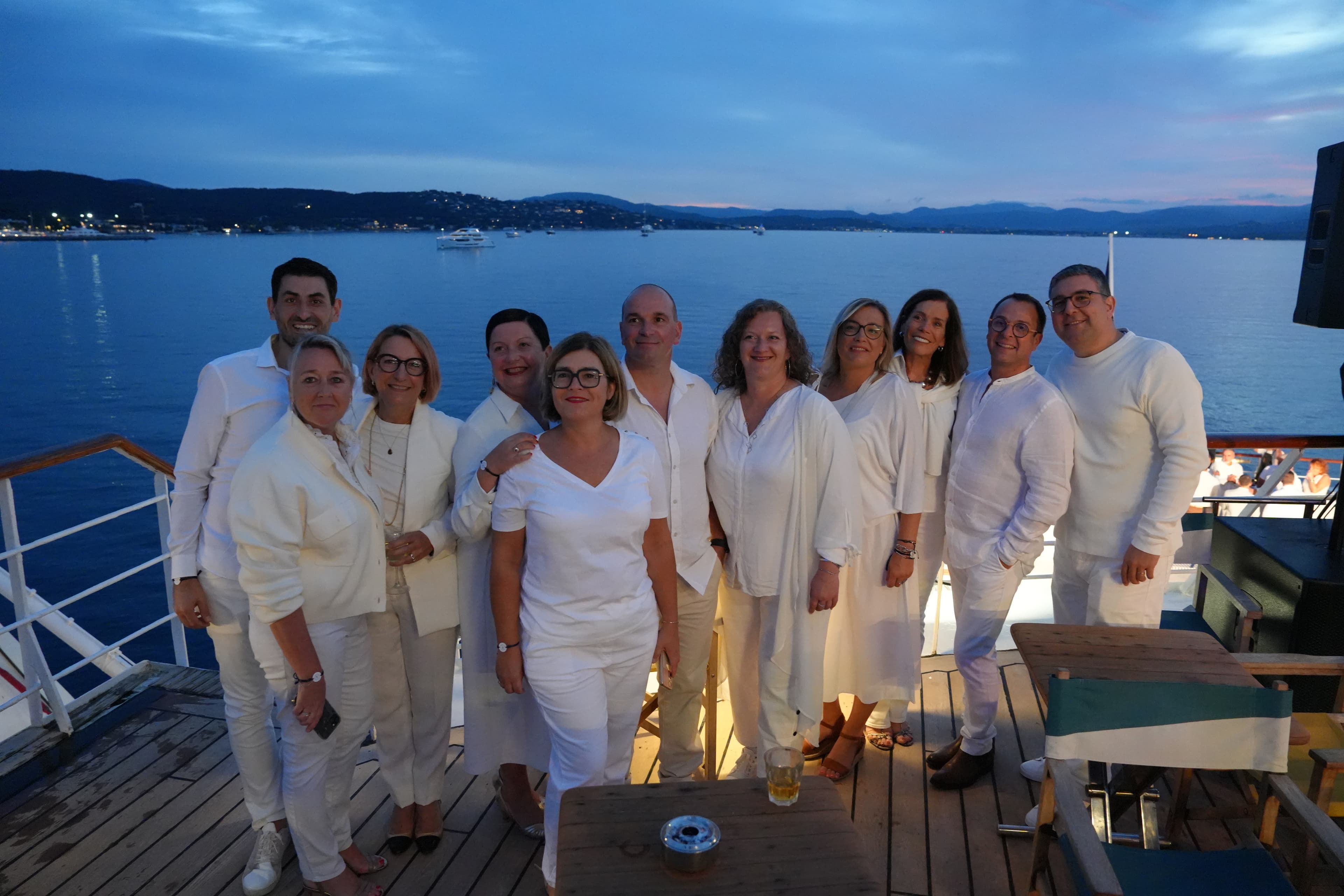 Photo 332 - Croisière Club Med 2 (blurred background)